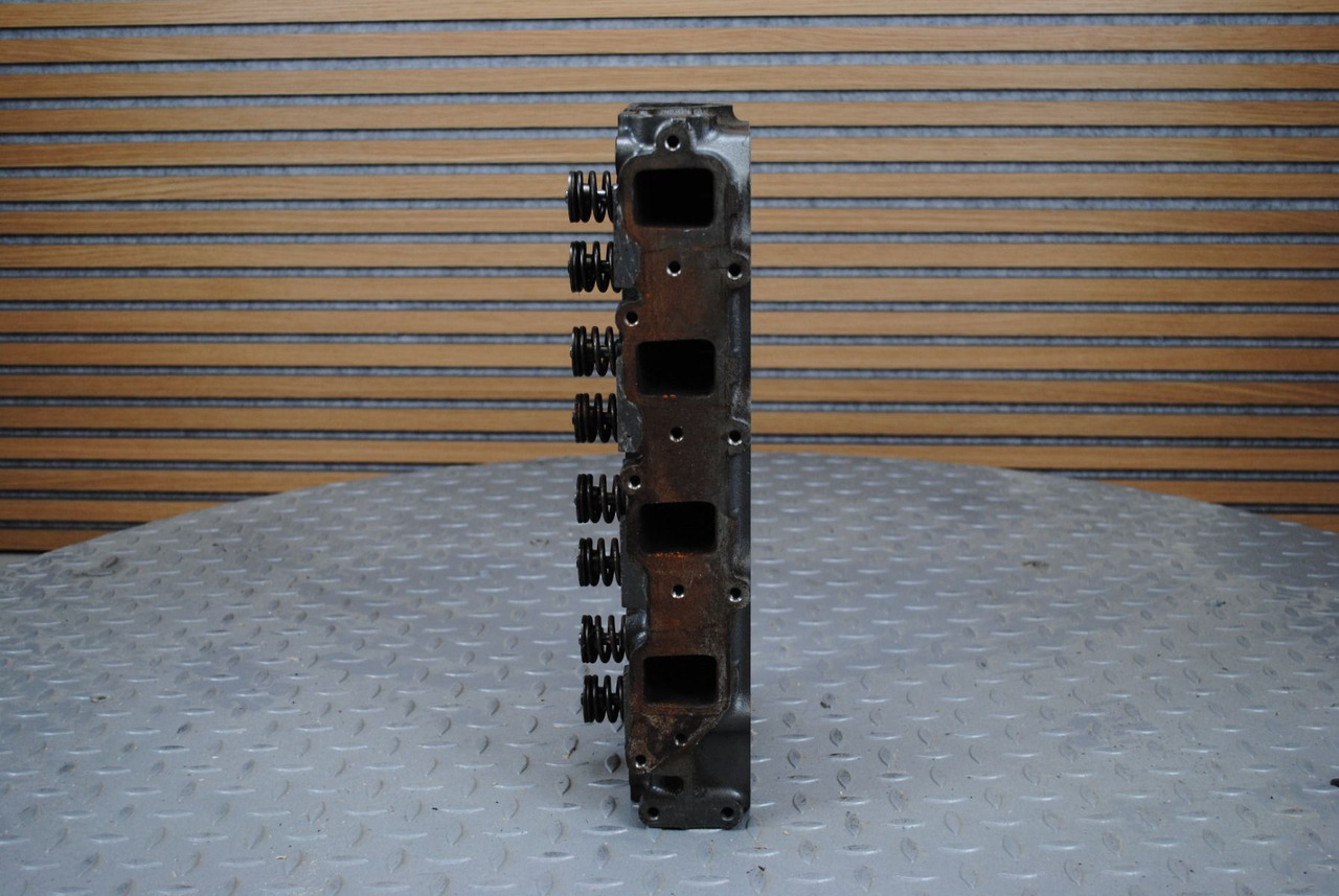 Cilinderkop Yanmar 4TNE88 - 4TNV88 - Cylinder head: picture 5 Cilinderkop Yanmar 4TNE88 - 4TNV88 - Cylinder head: picture 5