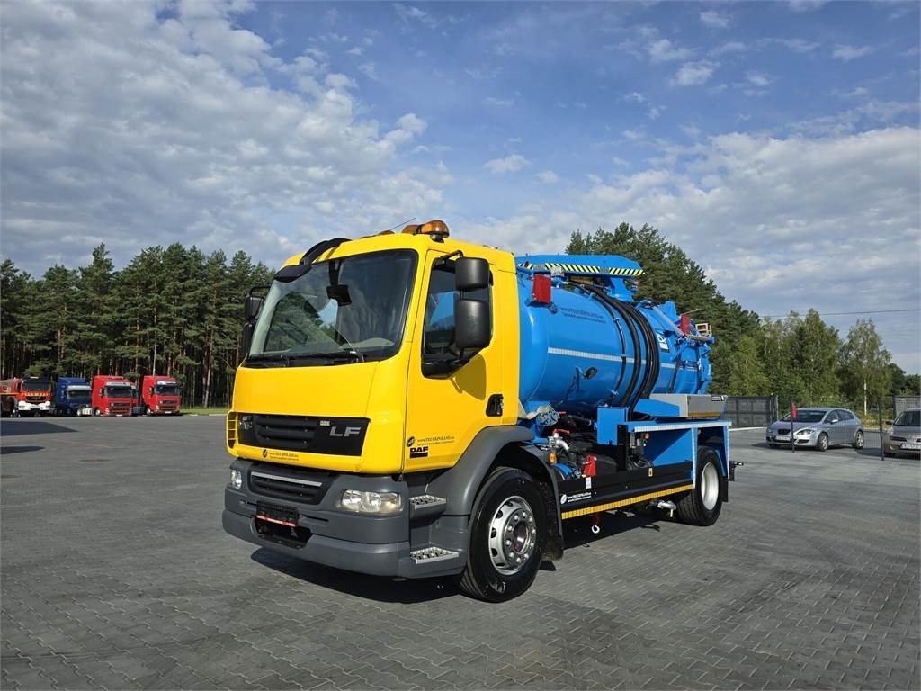 DAF WHALE 2012 WUKO for the collection of liquid waste - Vacuum truck: picture 4 DAF WHALE 2012 WUKO for the collection of liquid waste - Vacuum truck: picture 4