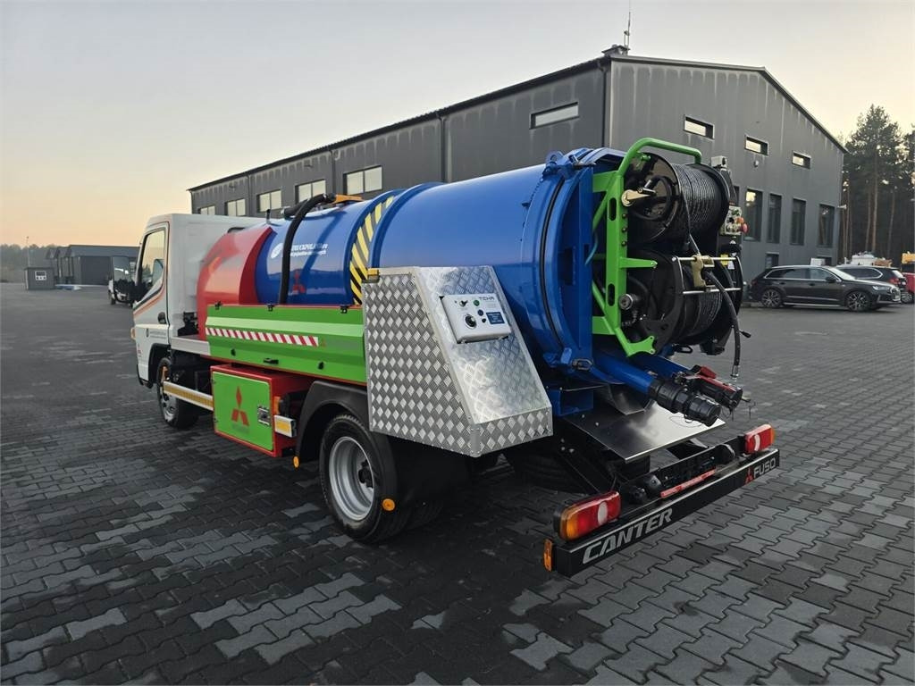 Mitsubishi ROM SMART COMBI WUKO HOT WATER FOR CLEANING SEWAGE - Vacuum truck: picture 5 Mitsubishi ROM SMART COMBI WUKO HOT WATER FOR CLEANING SEWAGE - Vacuum truck: picture 5