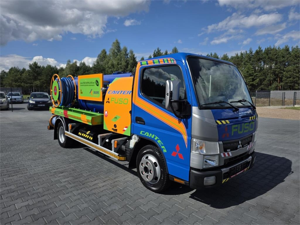 Mitsubishi ROM SMART COMBI WUKO HOT WATER FOR CLEANING SEWAGE - Vacuum truck: picture 2 Mitsubishi ROM SMART COMBI WUKO HOT WATER FOR CLEANING SEWAGE - Vacuum truck: picture 2