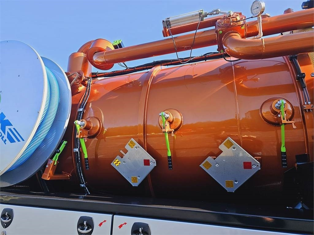MAN WUKO KROLL ADR COMBI FOR SEWER CLEANING - Municipal/ Special vehicle: picture 5 MAN WUKO KROLL ADR COMBI FOR SEWER CLEANING - Municipal/ Special vehicle: picture 5