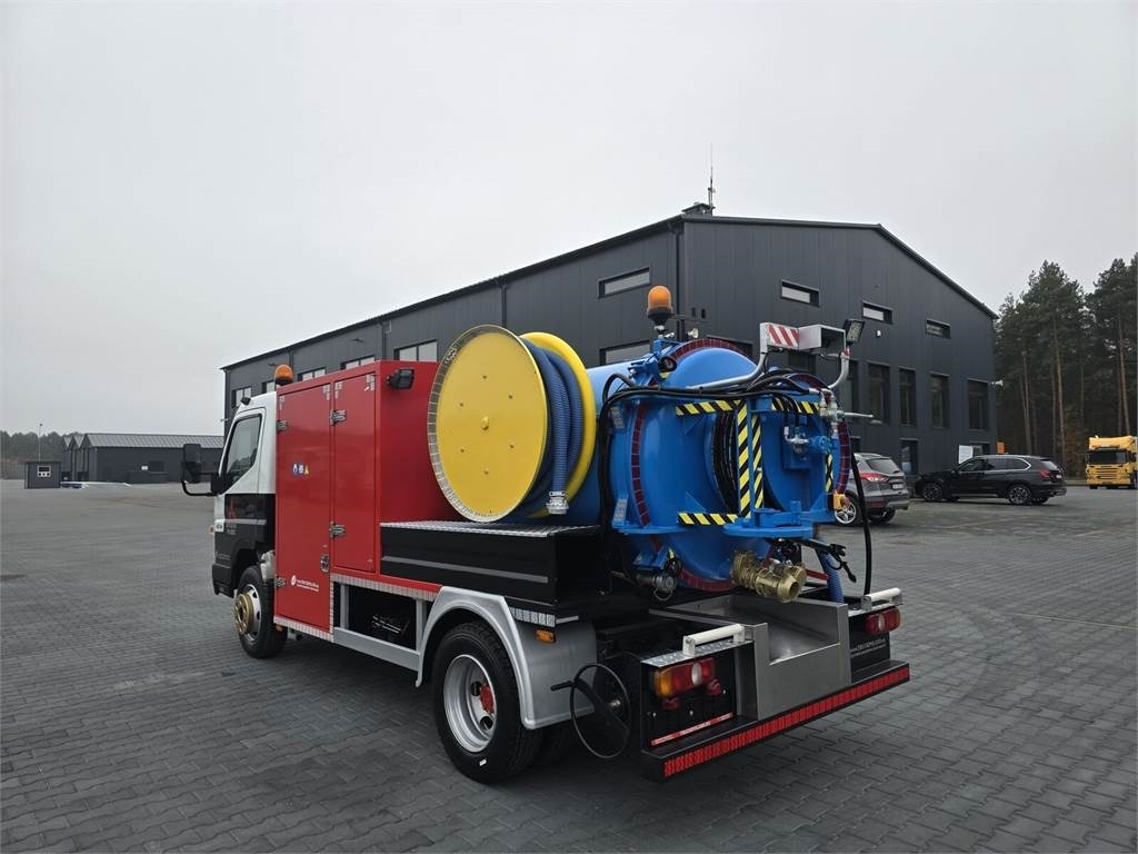 Mitsubishi RIONED COMBI WUKO FOR CLEANING SEWAGE - Municipal/ Special vehicle: picture 4 Mitsubishi RIONED COMBI WUKO FOR CLEANING SEWAGE - Municipal/ Special vehicle: picture 4