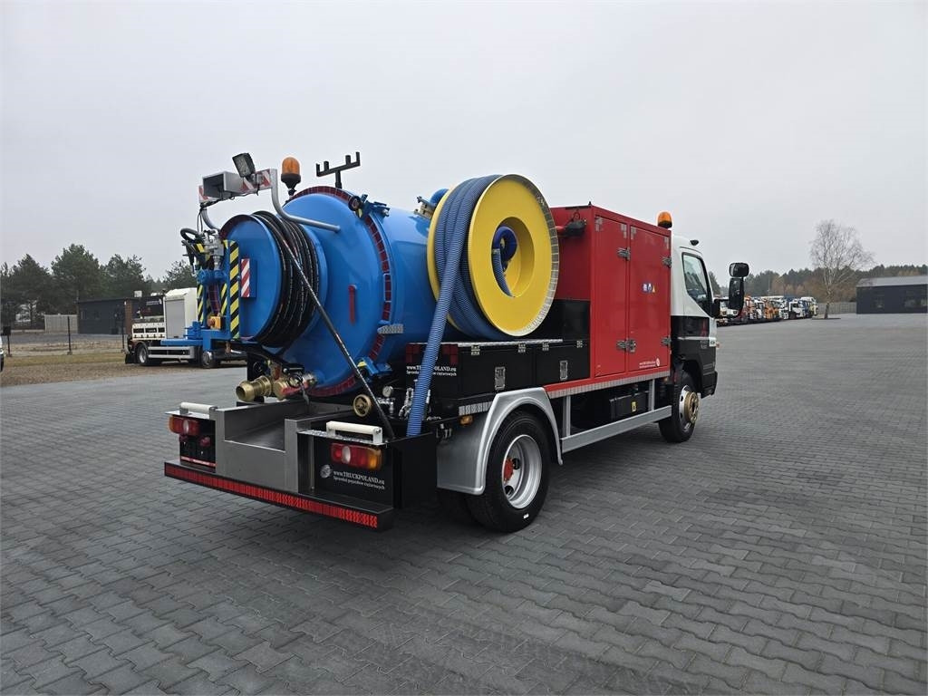 Mitsubishi RIONED COMBI WUKO FOR CLEANING SEWAGE - Municipal/ Special vehicle: picture 5 Mitsubishi RIONED COMBI WUKO FOR CLEANING SEWAGE - Municipal/ Special vehicle: picture 5
