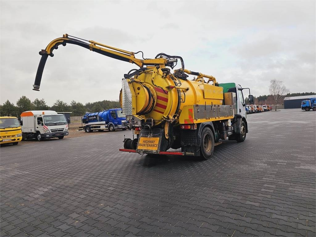Volvo FULLER TANKERS 2008 WUKO for collecting liquid was - Municipal/ Special vehicle: picture 3 Volvo FULLER TANKERS 2008 WUKO for collecting liquid was - Municipal/ Special vehicle: picture 3