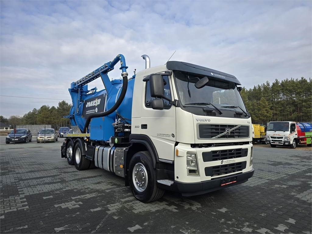 Volvo JOSKIN WUKO FOR CLEANING CHANNELS COMBI - Municipal/ Special vehicle: picture 2 Volvo JOSKIN WUKO FOR CLEANING CHANNELS COMBI - Municipal/ Special vehicle: picture 2