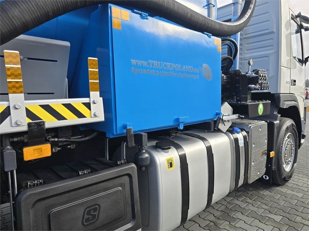 Volvo JOSKIN WUKO FOR CLEANING CHANNELS COMBI - Municipal/ Special vehicle: picture 5 Volvo JOSKIN WUKO FOR CLEANING CHANNELS COMBI - Municipal/ Special vehicle: picture 5