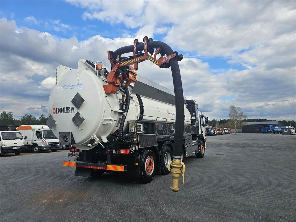 Volvo WUKO ADR ROLBA FOR CLEANING CHANNELS COMBI - Municipal/ Special vehicle: picture 2 Volvo WUKO ADR ROLBA FOR CLEANING CHANNELS COMBI - Municipal/ Special vehicle: picture 2