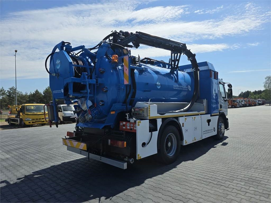 Vacuum truck Renault WUKO RIVARD for collecting liquid waste: picture 6