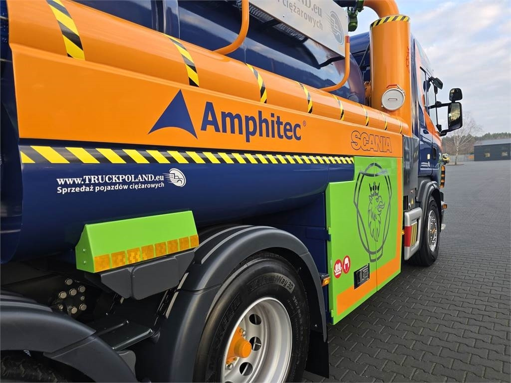 Scania Amphitec VORTEX G2 ATEX suction and blowing vacuum - Excavator: picture 4 Scania Amphitec VORTEX G2 ATEX suction and blowing vacuum - Excavator: picture 4