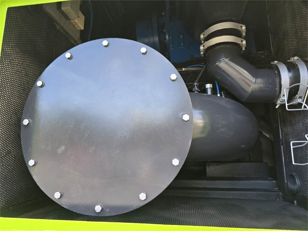 Scania Disab Centurion P210/9 Suction-blowing vacuum load - Excavator: picture 4 Scania Disab Centurion P210/9 Suction-blowing vacuum load - Excavator: picture 4