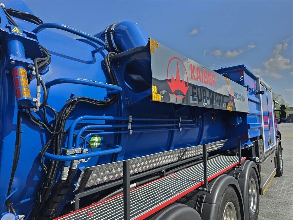Scania KAISER EUR-MARK PL 8 Vacuum suction-blowing loader - Vacuum truck: picture 2 Scania KAISER EUR-MARK PL 8 Vacuum suction-blowing loader - Vacuum truck: picture 2