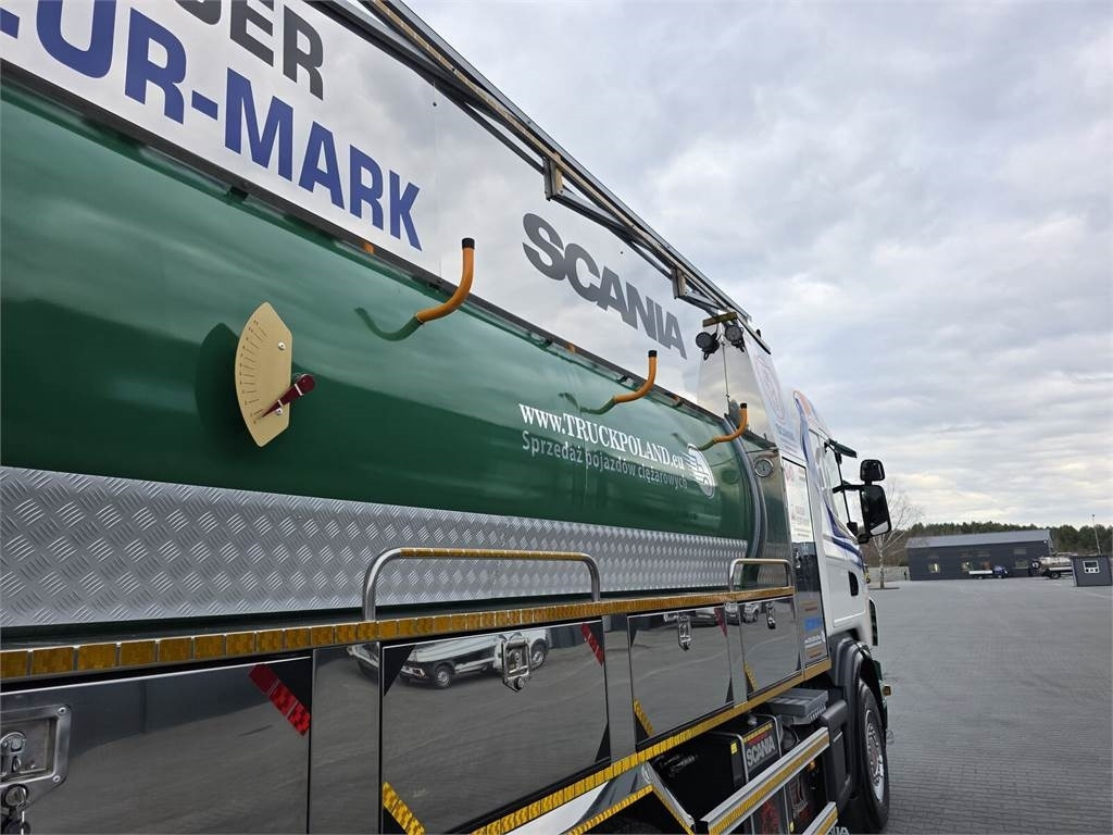 Scania WUKO KAISER EUR-MARK PKL 12.8 FOR CLEANING CANALS - Vacuum truck: picture 3 Scania WUKO KAISER EUR-MARK PKL 12.8 FOR CLEANING CANALS - Vacuum truck: picture 3