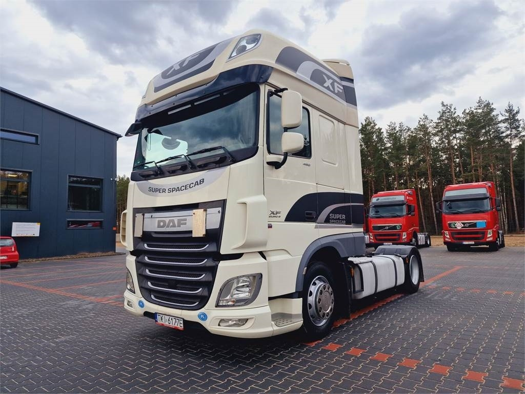 DAF XF 106 460 - Tractor unit: picture 1 DAF XF 106 460 - Tractor unit: picture 1