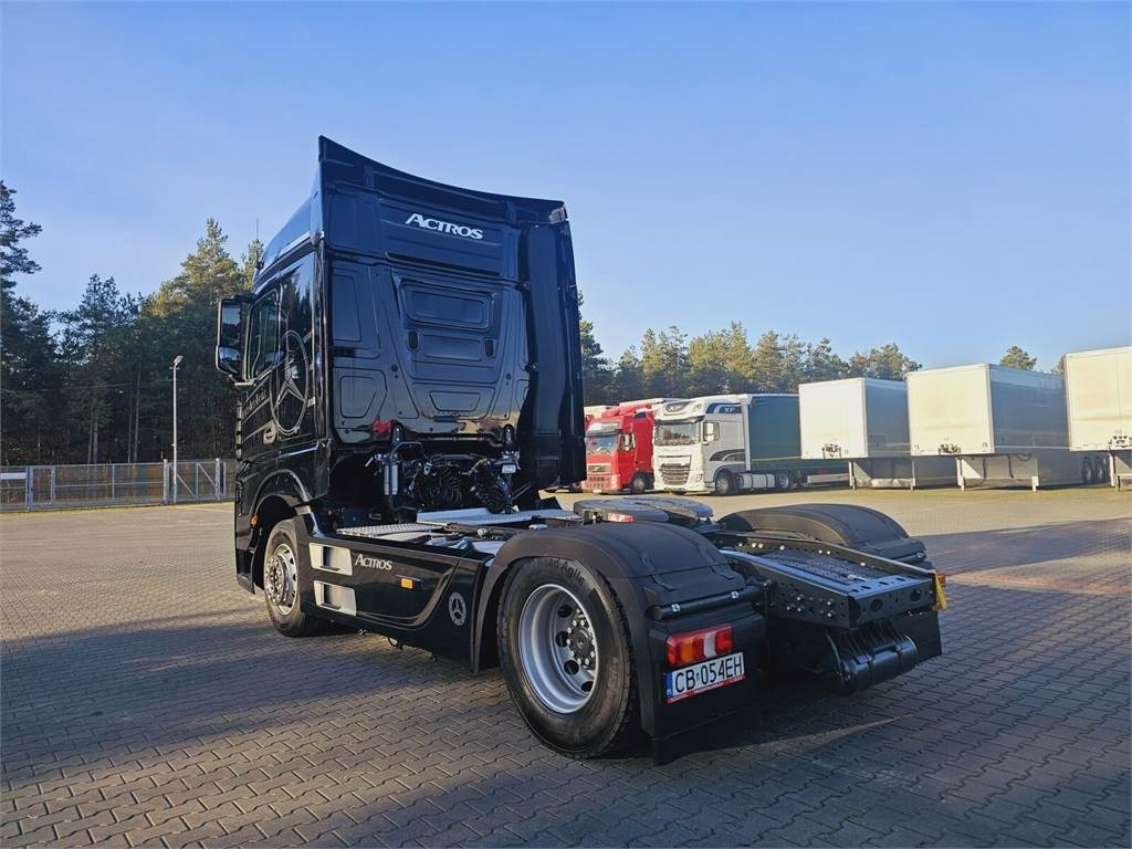 Mercedes-Benz ACTROS 1843 - Tractor unit: picture 2 Mercedes-Benz ACTROS 1843 - Tractor unit: picture 2