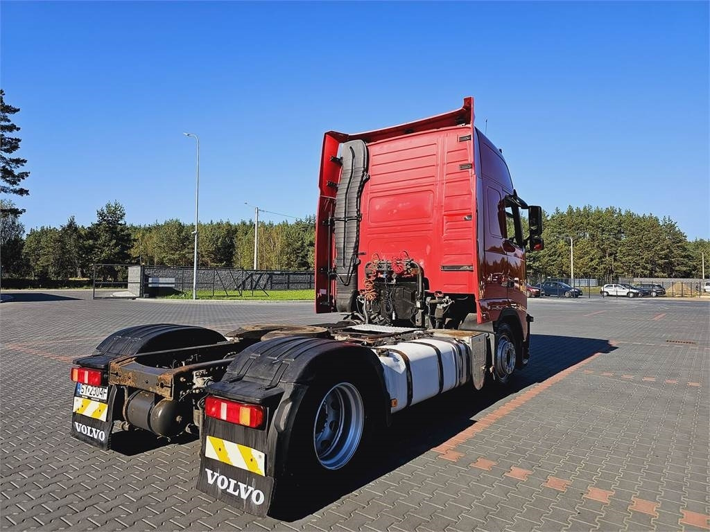 Volvo FH13 XXL MANUAL 420 EURO 5 2011 r MEGA LOW DECK - Tractor unit: picture 5 Volvo FH13 XXL MANUAL 420 EURO 5 2011 r MEGA LOW DECK - Tractor unit: picture 5