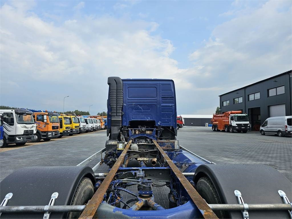 Container transporter/ Swap body truck Volvo FH 16 470 KM 6x2 low mileage 229700 km !!!!: picture 13 Container transporter/ Swap body truck Volvo FH 16 470 KM 6x2 low mileage 229700 km !!!!: picture 13