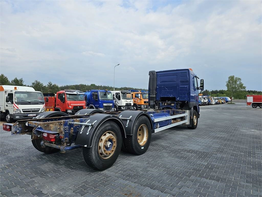 Volvo FH 16 470 KM 6x2 low mileage 229700 km !!!! - Frame/ Chassis for Truck: picture 4 Volvo FH 16 470 KM 6x2 low mileage 229700 km !!!! - Frame/ Chassis for Truck: picture 4
