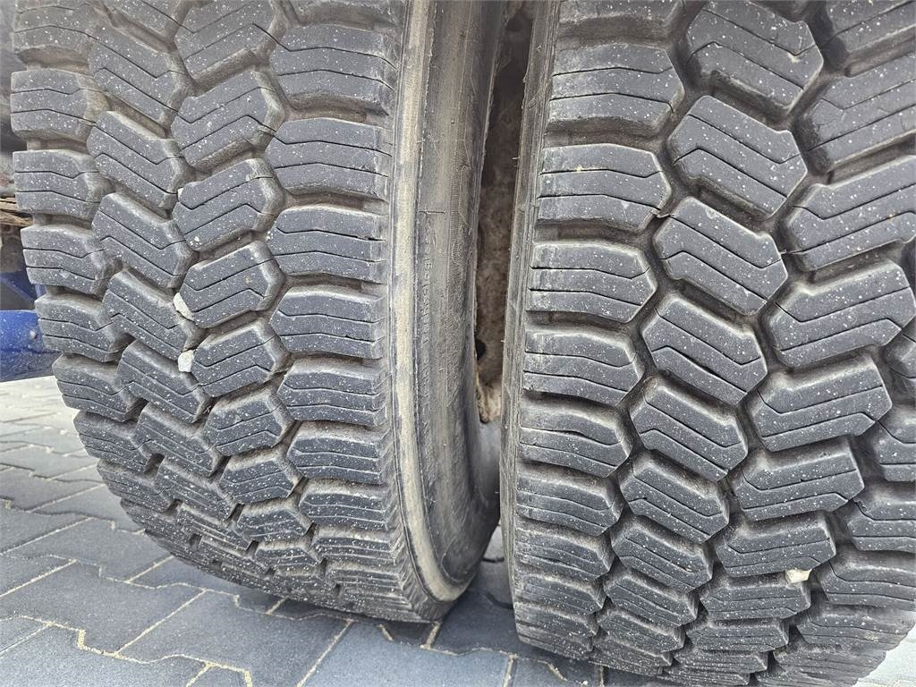 Container transporter/ Swap body truck Volvo FH 16 470 KM 6x2 low mileage 229700 km !!!!: picture 11 Container transporter/ Swap body truck Volvo FH 16 470 KM 6x2 low mileage 229700 km !!!!: picture 11