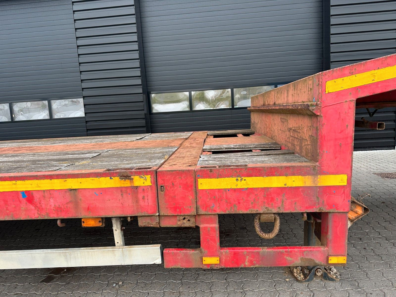 Broshuis 4 achs tieflader / 2 x ausziehbar / 43.650 mm - Low loader semi-trailer: picture 5 Broshuis 4 achs tieflader / 2 x ausziehbar / 43.650 mm - Low loader semi-trailer: picture 5