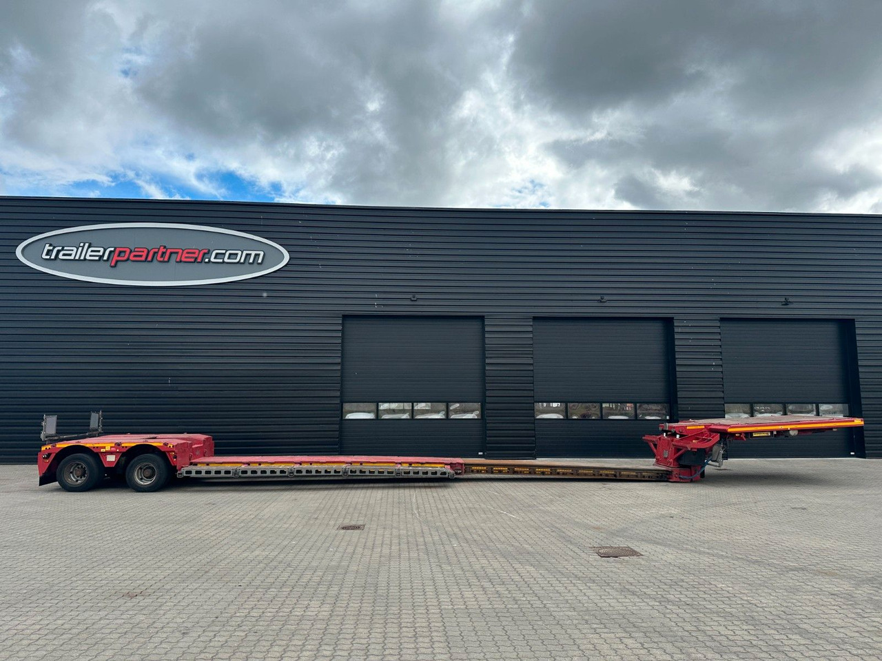 Low loader semi-trailer Faymonville 2 achs tiefbett / ausziehbar / baggerbett: picture 6