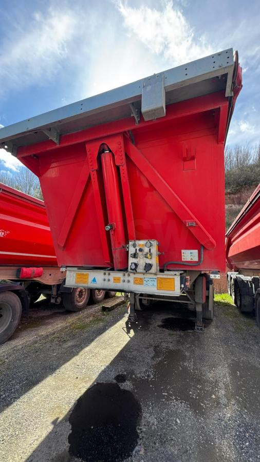 Benalu C3910CK2 - Tipper semi-trailer: picture 4 Benalu C3910CK2 - Tipper semi-trailer: picture 4