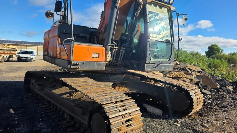 Doosan DX 225 LC - Crawler excavator: picture 3 Doosan DX 225 LC - Crawler excavator: picture 3