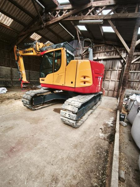 Liebherr R 926 COMPACT - Crawler excavator: picture 2 Liebherr R 926 COMPACT - Crawler excavator: picture 2