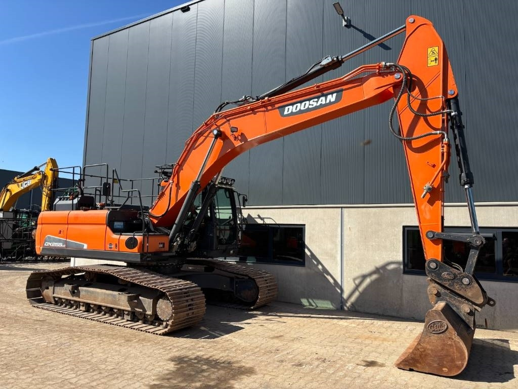 Doosan DX 255 LC-5 -- DX255LC -- DX 225 - Crawler excavator: picture 5 Doosan DX 255 LC-5 -- DX255LC -- DX 225 - Crawler excavator: picture 5