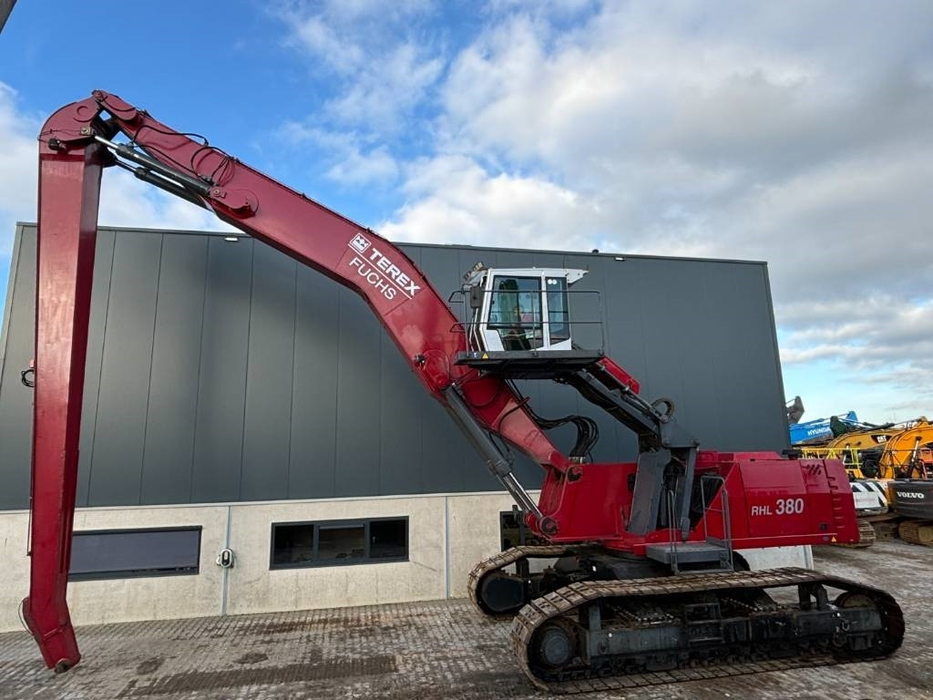 Fuchs RHL 380 -- MHL 380 on tracks - Waste/ Industry handler: picture 2 Fuchs RHL 380 -- MHL 380 on tracks - Waste/ Industry handler: picture 2