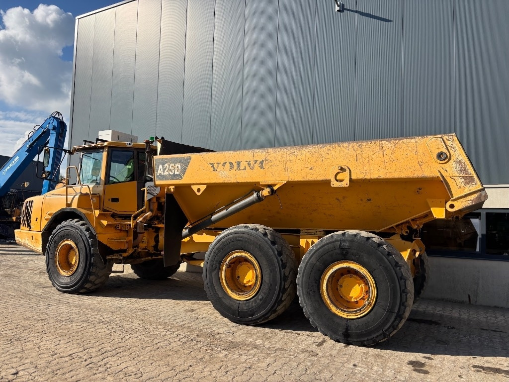 Volvo A 25 D  - Articulated dumper: picture 5 Volvo A 25 D  - Articulated dumper: picture 5