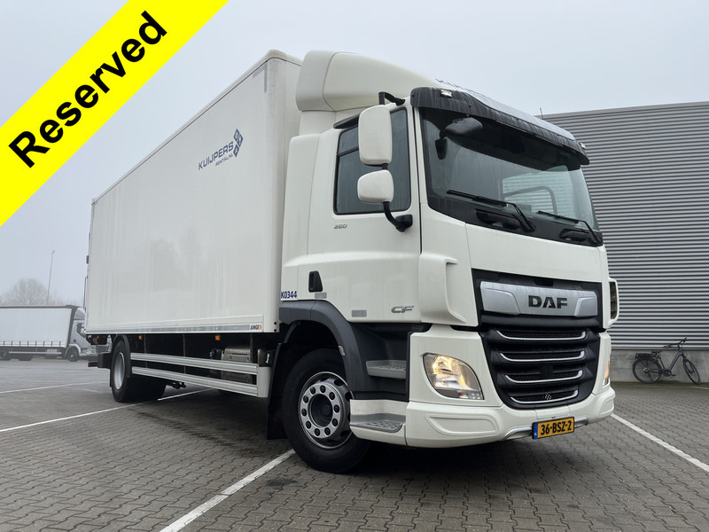 DAF CF 260 FA / 18 Ton / 166 dkm / Box 7.5 m / Laadklep / APK 05-25 - Box truck: picture 1 DAF CF 260 FA / 18 Ton / 166 dkm / Box 7.5 m / Laadklep / APK 05-25 - Box truck: picture 1