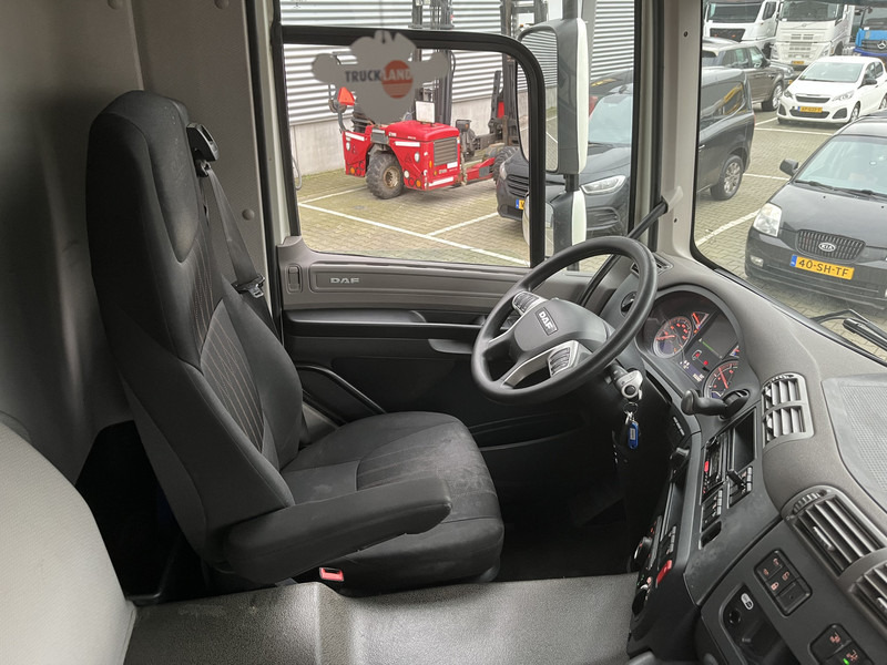 DAF CF 260 FA / 18 Ton / 350 dkm / Box 7.5 m / Laadklep / APK TUV 04-26 - Box truck: picture 3 DAF CF 260 FA / 18 Ton / 350 dkm / Box 7.5 m / Laadklep / APK TUV 04-26 - Box truck: picture 3