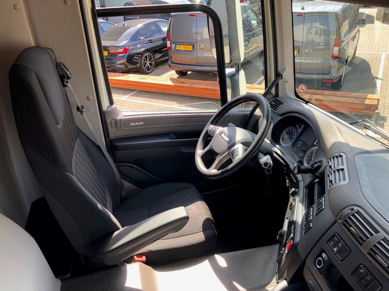 DAF CF 260 FA / Carrier Koeler / Chereau Frigo Box / Laadklep / APK TUV 09-25 - Refrigerator truck: picture 3 DAF CF 260 FA / Carrier Koeler / Chereau Frigo Box / Laadklep / APK TUV 09-25 - Refrigerator truck: picture 3
