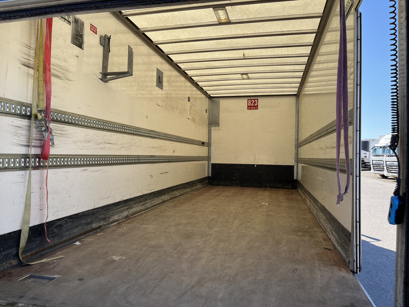 Box truck DAF LF 210 FA / 12 Ton / 339 dkm / Box / Loadlift / NL Truck: picture 7