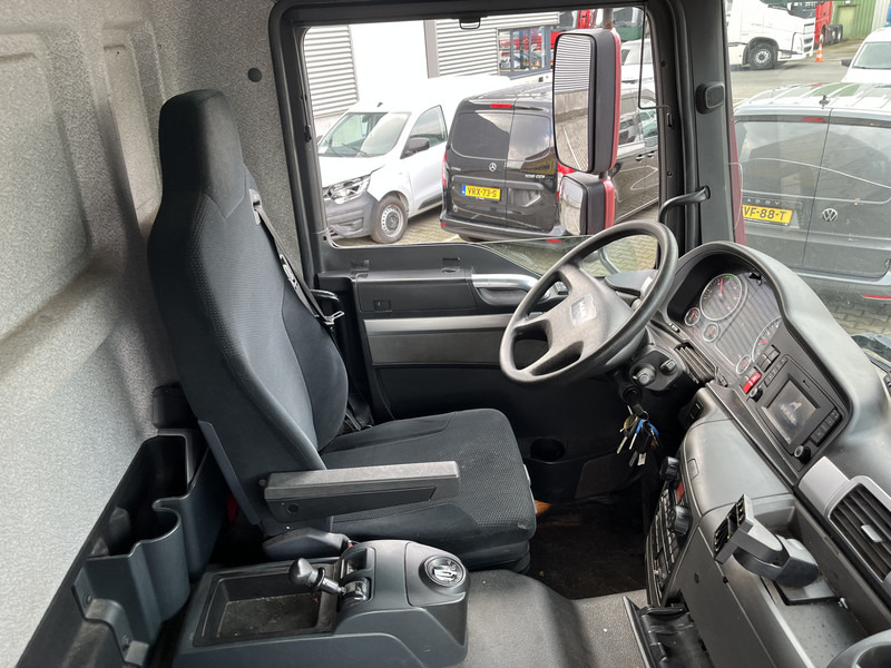 MAN TGM 18.250 / 18 Ton / 560 dkm / New Tacho V2 / Box / Loadlift / APK TUV 12-25 - Box truck: picture 3 MAN TGM 18.250 / 18 Ton / 560 dkm / New Tacho V2 / Box / Loadlift / APK TUV 12-25 - Box truck: picture 3