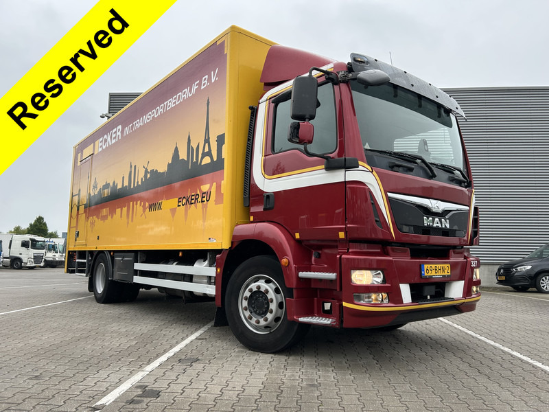 MAN TGM 18.250 Euro 6 / 18 Ton / 688 dkm / Box / Loadlift / APK TUV 08-25 - Box truck: picture 1 MAN TGM 18.250 Euro 6 / 18 Ton / 688 dkm / Box / Loadlift / APK TUV 08-25 - Box truck: picture 1