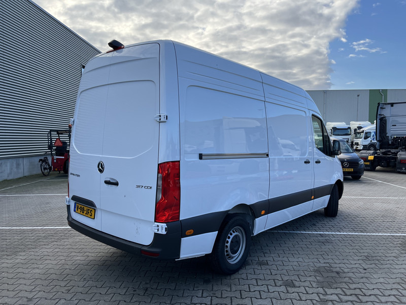 Mercedes-Benz Sprinter 317 1.9 CDI Select HD / Koel voorbereiding / L2 H2 - Refrigerated van: picture 2 Mercedes-Benz Sprinter 317 1.9 CDI Select HD / Koel voorbereiding / L2 H2 - Refrigerated van: picture 2
