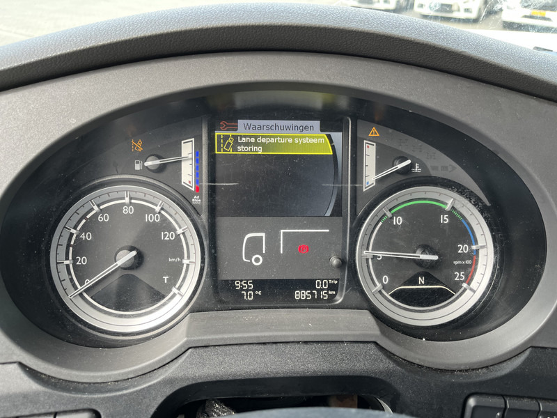 DAF XF 440 FT SSC / ADR / 885 dkm / 2 Tanks / Tacho V2 / APK TUV 06-25 - Tractor unit: picture 4 DAF XF 440 FT SSC / ADR / 885 dkm / 2 Tanks / Tacho V2 / APK TUV 06-25 - Tractor unit: picture 4