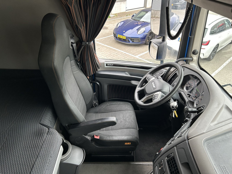 DAF XF 450 FT SC / Mega - Lowdeck / 681 dkm / 2 Tanks / Tacho V2 / Stand Airco - Tractor unit: picture 3 DAF XF 450 FT SC / Mega - Lowdeck / 681 dkm / 2 Tanks / Tacho V2 / Stand Airco - Tractor unit: picture 3