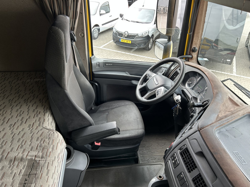 DAF XF 460 FT Space Cab / 838 dkm / New Tacho V2 / APK TUV 11-25 - Tractor unit: picture 3 DAF XF 460 FT Space Cab / 838 dkm / New Tacho V2 / APK TUV 11-25 - Tractor unit: picture 3