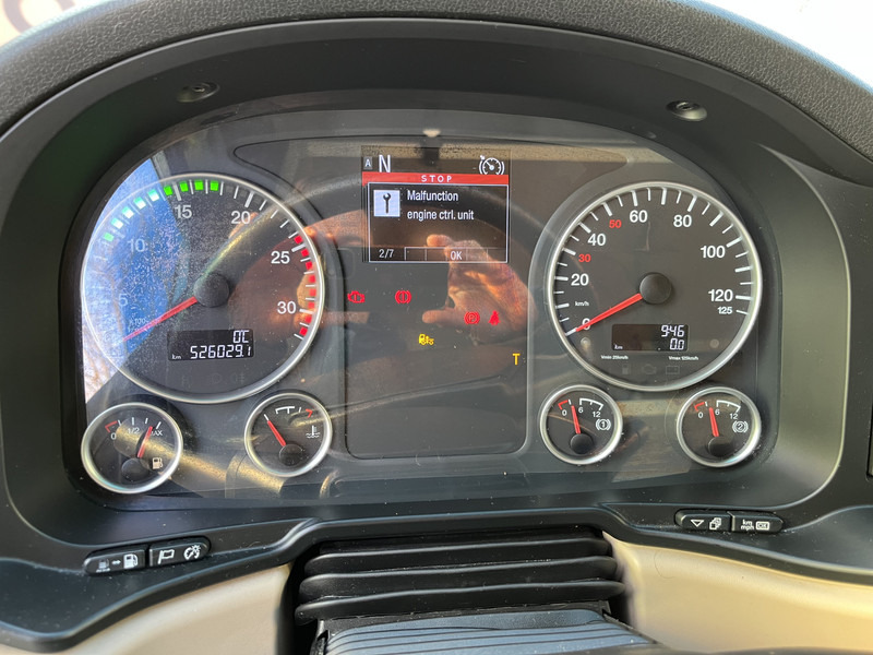 MAN TGX 18.460 XXL / Motor Defect -> Not Running / Retarder / 526 dkm / 2 Tanks - Tractor unit: picture 4 MAN TGX 18.460 XXL / Motor Defect -> Not Running / Retarder / 526 dkm / 2 Tanks - Tractor unit: picture 4