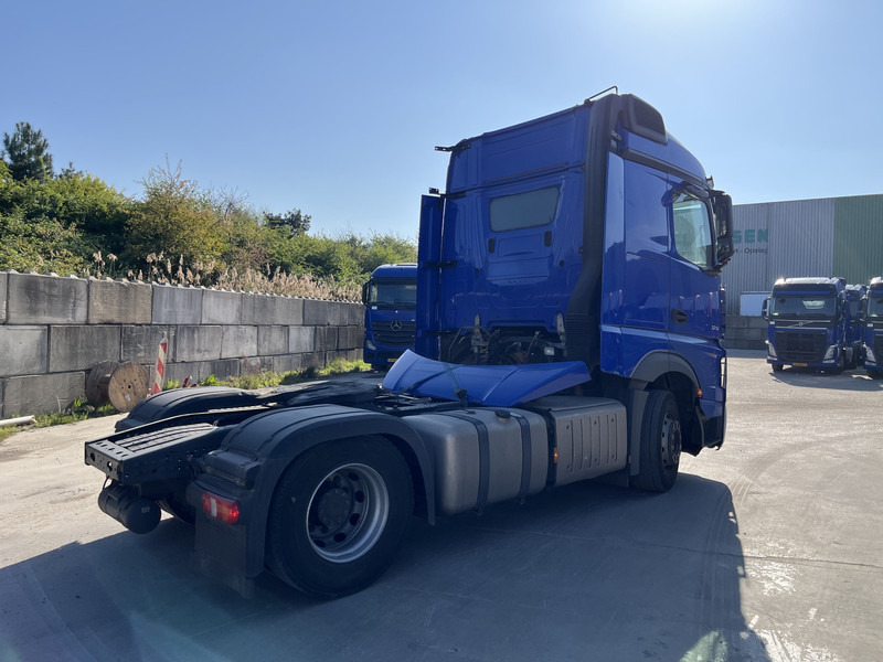 Mercedes-Benz Actros 1842 StreamSpace / 939 dkm / 2 Tanks / NL Truck - Tractor unit: picture 2 Mercedes-Benz Actros 1842 StreamSpace / 939 dkm / 2 Tanks / NL Truck - Tractor unit: picture 2