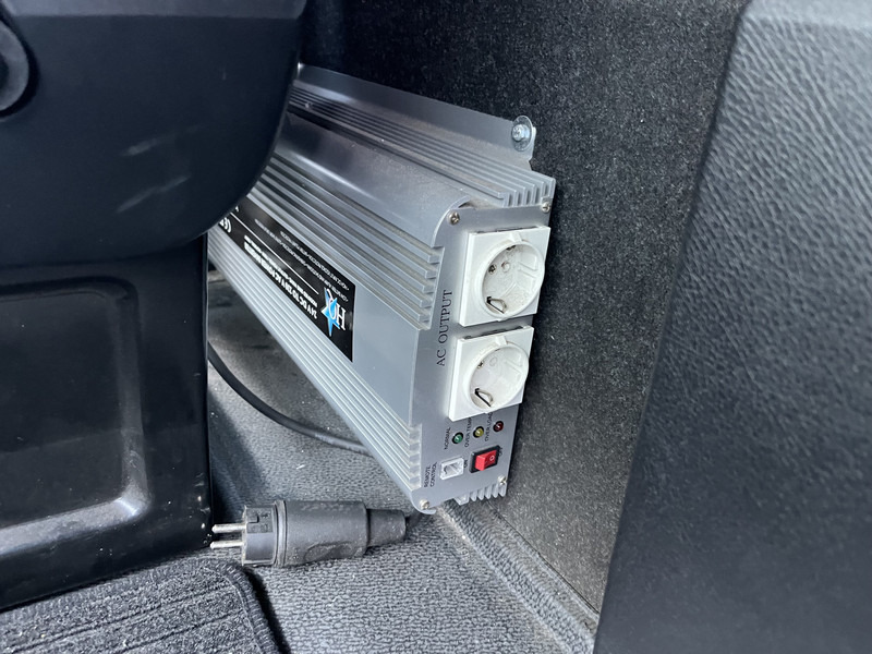 Tractor unit Mercedes-Benz Actros 1842 StreamSpace / 939 dkm / 2 Tanks / NL Truck: picture 7 Tractor unit Mercedes-Benz Actros 1842 StreamSpace / 939 dkm / 2 Tanks / NL Truck: picture 7