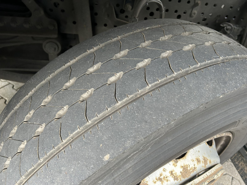 Tractor unit Mercedes-Benz Actros 1842 StreamSpace / 939 dkm / 2 Tanks / NL Truck: picture 14 Tractor unit Mercedes-Benz Actros 1842 StreamSpace / 939 dkm / 2 Tanks / NL Truck: picture 14