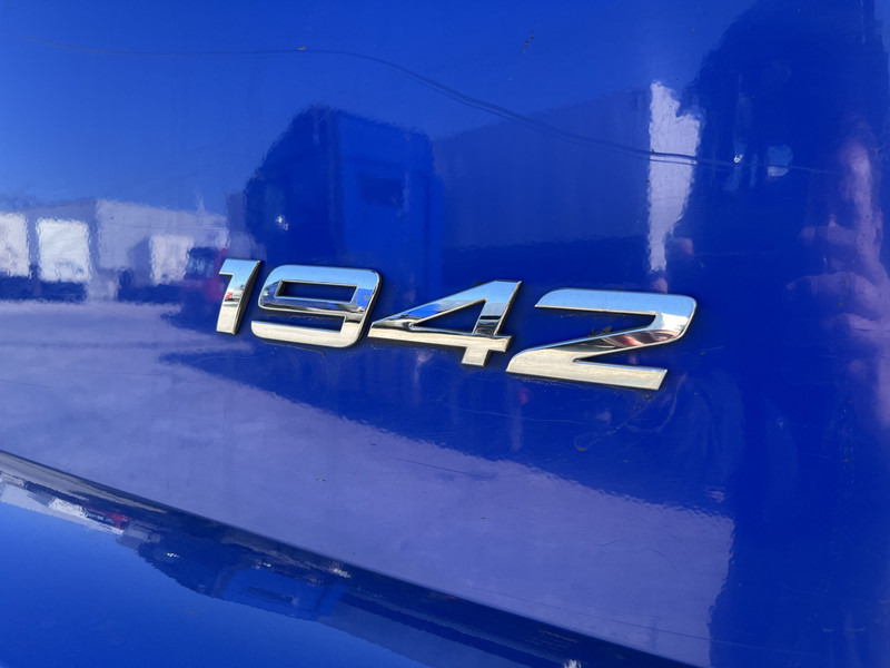 Tractor unit Mercedes-Benz Actros 1842 StreamSpace / 939 dkm / 2 Tanks / NL Truck: picture 10 Tractor unit Mercedes-Benz Actros 1842 StreamSpace / 939 dkm / 2 Tanks / NL Truck: picture 10