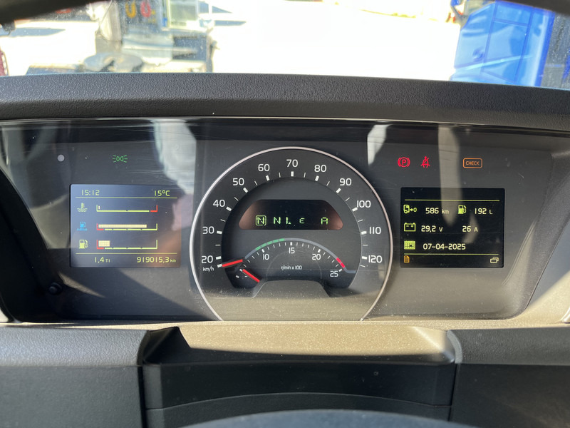 Volvo FH 420 Globetrotter / 919 dkm / 2 Tanks / VEB+ / APK TUV 07-25 - Tractor unit: picture 4 Volvo FH 420 Globetrotter / 919 dkm / 2 Tanks / VEB+ / APK TUV 07-25 - Tractor unit: picture 4