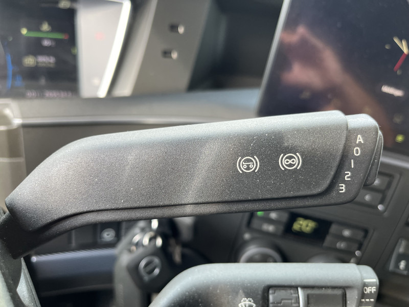 Volvo FH 460 Globetrotter / Retarder / 2 Tanks / Stand Klima / APK TUV 09-25 - Tractor unit: picture 5 Volvo FH 460 Globetrotter / Retarder / 2 Tanks / Stand Klima / APK TUV 09-25 - Tractor unit: picture 5