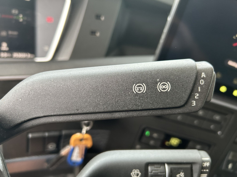 Volvo FH 500 Globetrotter XL / VEB+ / 2 Tanks / APK TUV 07-26 - Tractor unit: picture 5 Volvo FH 500 Globetrotter XL / VEB+ / 2 Tanks / APK TUV 07-26 - Tractor unit: picture 5