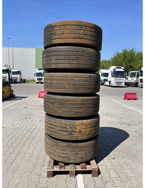 Trailer Band + Velg 6 x 385 / 65 / R22.5 / Hankook / Michelin + Velg 10 gats / Banden 1 - Tire: picture 3 Trailer Band + Velg 6 x 385 / 65 / R22.5 / Hankook / Michelin + Velg 10 gats / Banden 1 - Tire: picture 3