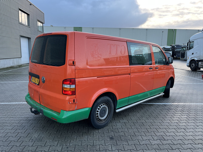 Volkswagen Transporter T5 2.5 TDI / L2 H1 / Double Cabin / Tow Bar - Small van, Combi van: picture 2 Volkswagen Transporter T5 2.5 TDI / L2 H1 / Double Cabin / Tow Bar - Small van, Combi van: picture 2